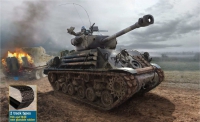 35; US M4A3E8 Sherman 
