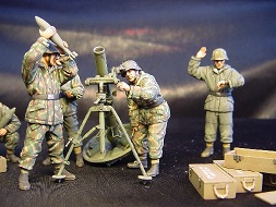 MAKO MILITARY Ready Built Models and Painted Figures