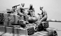 35; German Tankmen WW II