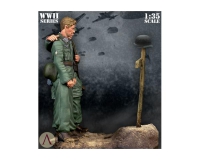 35; Deutsche Soldaten am Grab eines Kameraden  2. WK