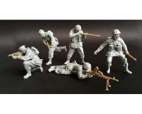 35; British Paratroopers in Combat Set A