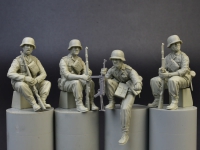 35; German Panzergrenadiers WW II , Figure Set