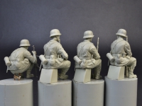 35; German Panzergrenadiers WW II , Figure Set