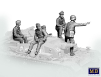 35; German StuG Crew   WW II