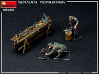 35; German repairmen