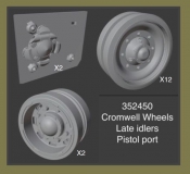 35; Wheel Set and late Idlers, CROMWELL    WW II