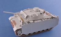 16; StuG III G   early     WW II   ( made by TRUMPETER  !!)