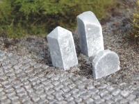 �35; Kilometersteine 