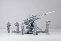35; German 8,8cm Flak 36 and Crew