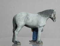 �32; Schmied mit Pferd       FERTIGFIGUR    (Preis zuz�glich Porto)