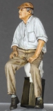 �32; Sitzender alter Mann     FERTIGFIGUR       (Preis zuz�glich Porto ! )