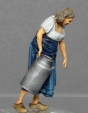 �32;  Karen , mit Milchkanne        FERTIGFIGUR    (Preis zuz�glich Porto)