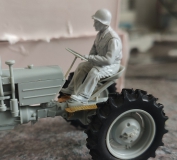 35; US Tractor Driver    WW II