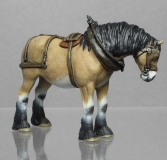 �32; Zugpferd       FERTIGFIGUR
