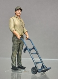�32; Paketzusteller mit Sackkarre     FERTIGFIGUR     (Preis zuz�glich Porto)