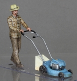 45; Mann mit Rasenmher       FERTIGFIGUR     (Preis zuzglich Porto)
