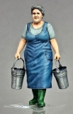 �32; B�uerin mit Eimern      FERTIGFIGUR     (Preis zuz�glich Porto)