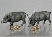 32; Wildschweine mit Frischlingen    FERTIGFIGUR      (Preis zuzglich Porto)
