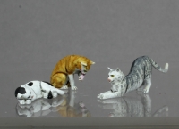 32; Katzen (3 Stck)   FERTIGFIGUR      (Preis zuzglich Porto)