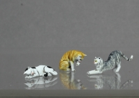 45; 3 Cats     BUILD AND PAINTED FIGURE