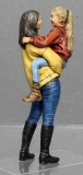 32; Gerda mit Tochter auf dem Arm     FERTIGFIGUR      (Preis zuzglich Porto)