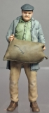 �32; Bauer tr�gt Sack       FERTIGFIGUR  (Preis zuz�glich Porto)