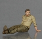 32; Mann auf dem Boden sitzend    (Eine) FERTIGFIGUR  (Preis zuzglich Porto)