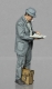 32; Ted, steht, liest       FERTIGFIGUR  (Preis zuzglich Porto)