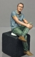 �32; Sitzender Passant     FERTIGFIGUR      (Preis zuz�glich Porto)